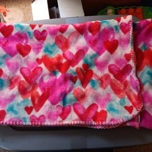 Colorful Heart Pattern Throw Blanket